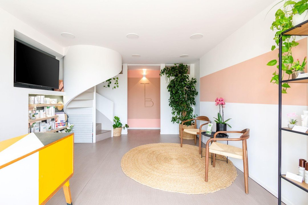 Tan Beautiful, Κηφισιά, Αττική