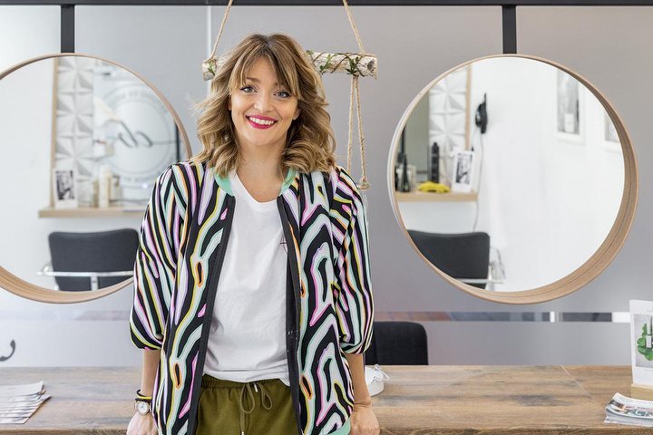 CRAZY BLONDE - Coiffure Granada - Photo de galerie - OneBooking