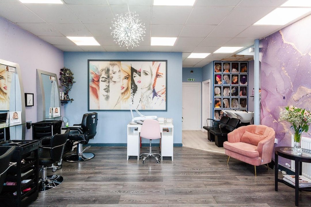 Salon kosmetyczny  Salon suites decor, Salon interior design