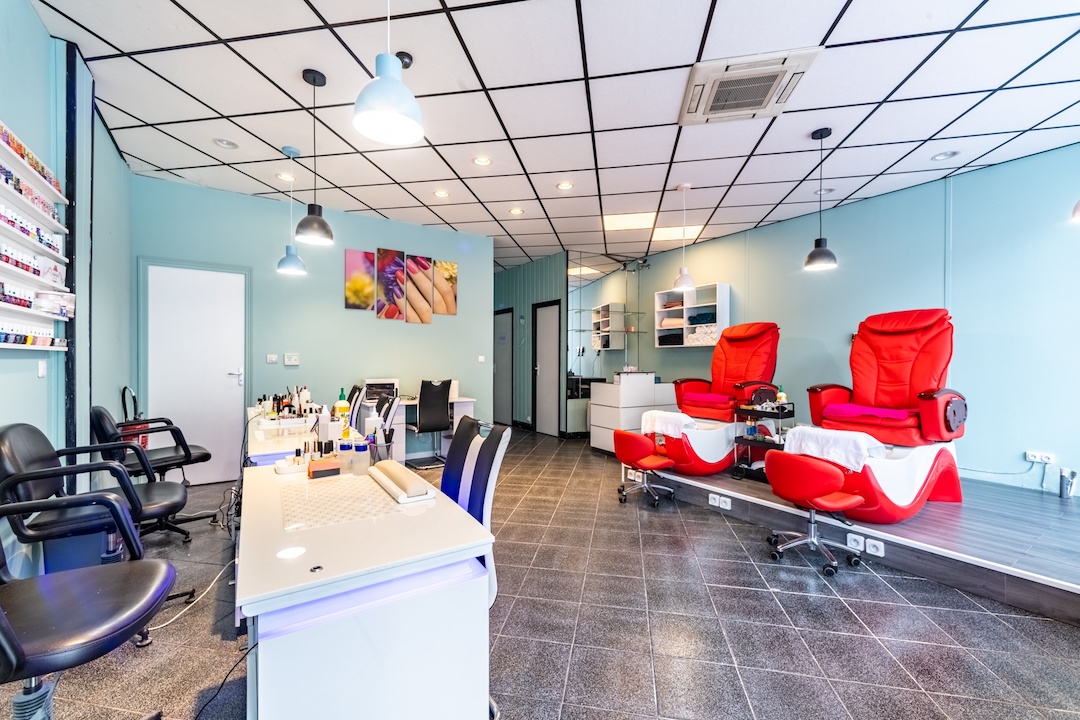 Z. CP NAILS , Maisons-Laffitte, Yvelines