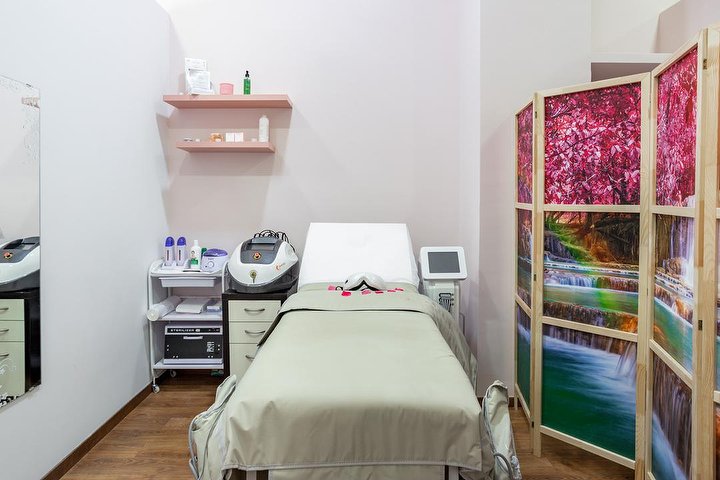 JBeauty - Onglerie Roma - Photo de couverture - OneBooking