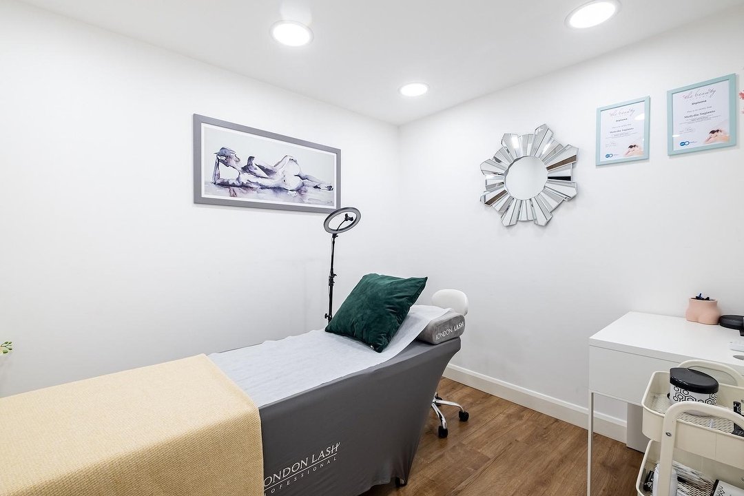  Luxx beauty, Whitechapel, London