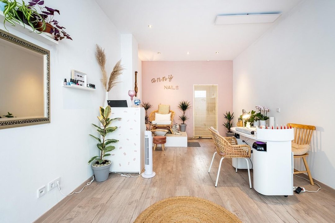 Anny Nails, Maxvorstadt, München