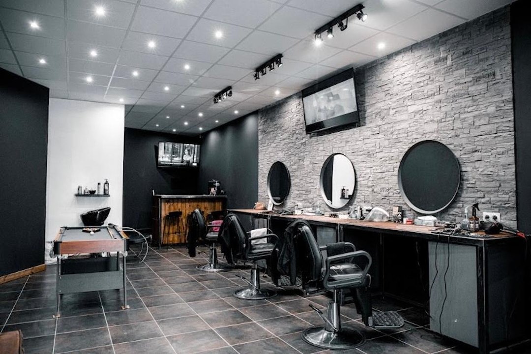 MORSLI BARBER (ALL STARS BARBERSHOP), La Bastide, Bordeaux