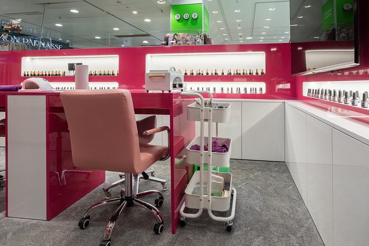 Nails Corner Alcalá by Oscar Morales - Onglerie Alcalá de Henares - Photo de galerie - OneBooking