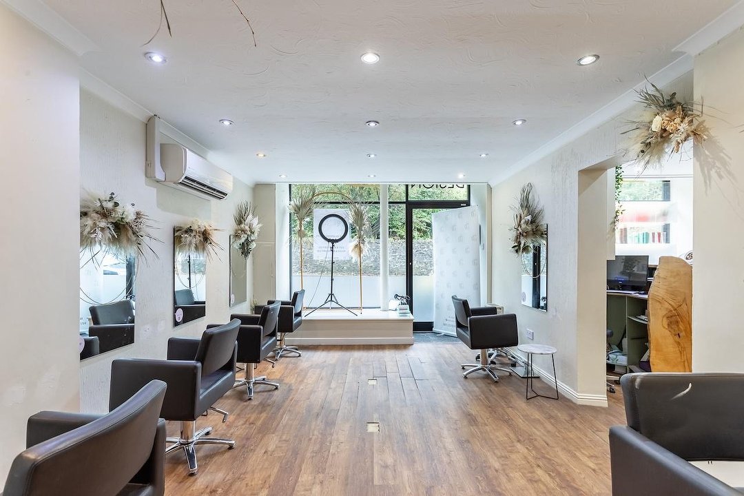 Lulu's Hair Salon in Bridge of Weir, Renfrewshire Treatwell