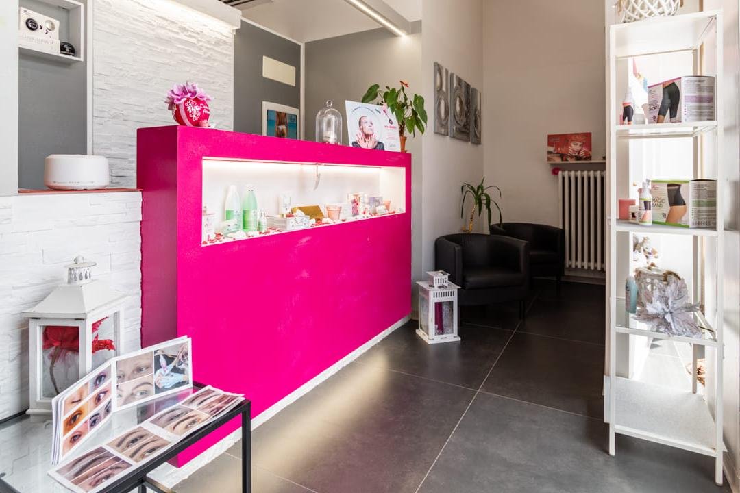 L'Isola di Athena, Lombardia