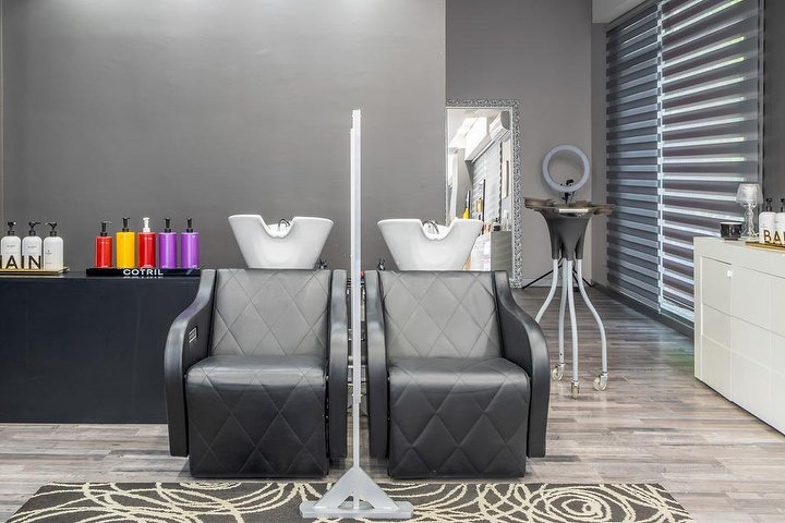 CR Hair Salon - Coiffure Reggio Calabria - Photo de galerie - OneBooking
