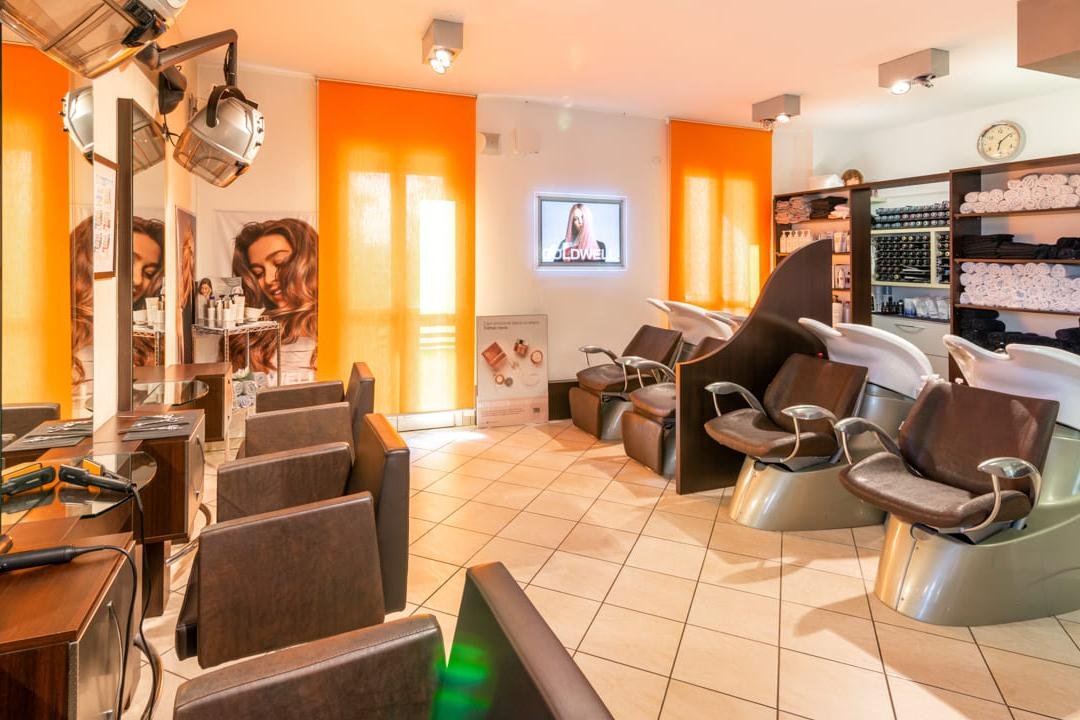 Très Chic Acconciature e Estetica, Mantova, Lombardia