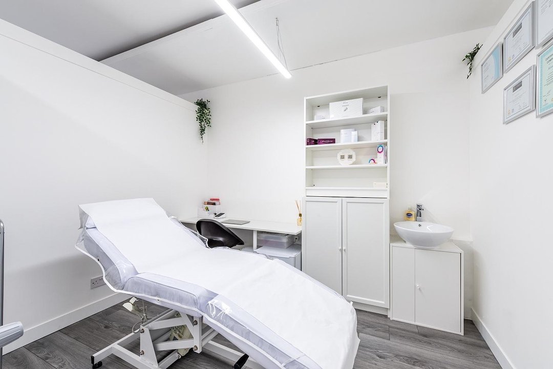 Beauty Digger, Oxford Street, London