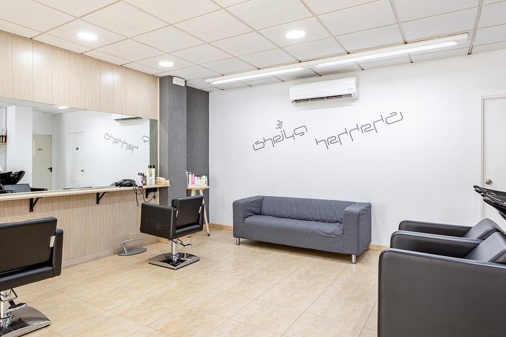 Sheila Herrero Perruquers - Coiffure Terrassa - Photo de galerie - OneBooking