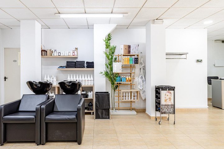 Sheila Herrero Perruquers - Coiffure Terrassa - Photo de galerie - OneBooking