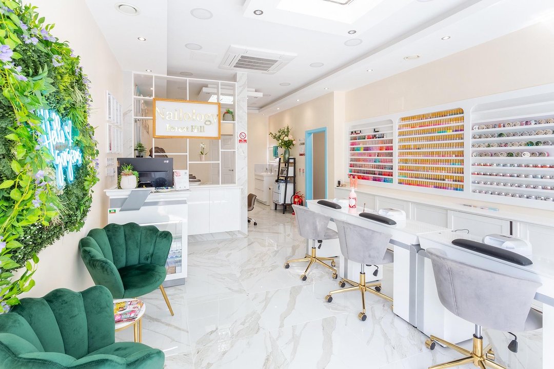 Beauty shop nail bar