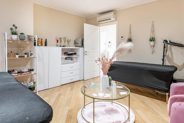Emily Jara Lashmaker - Sourcils & cils Genova - Photo de galerie - OneBooking