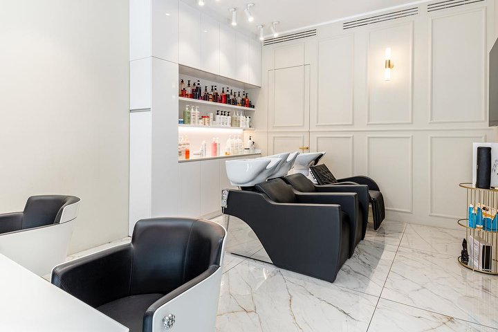 Vanity Hairstyling - Coiffure Monza - Photo de galerie - OneBooking