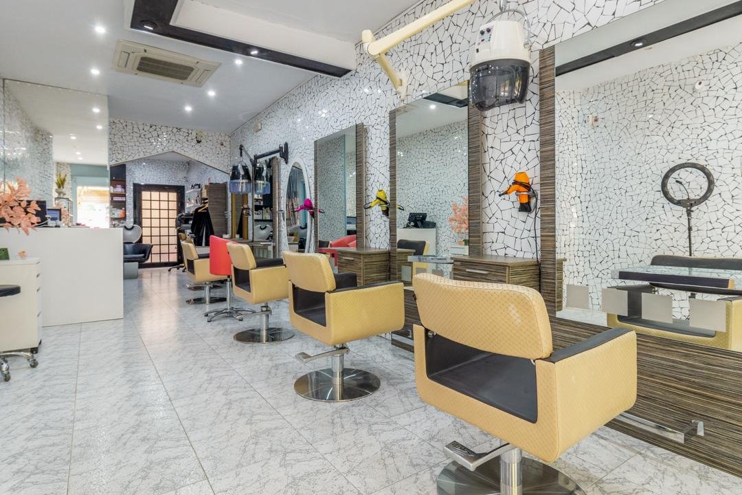 Marla Hair Salon, El Camp d'en Grassot i Gràcia Nova, Barcelona