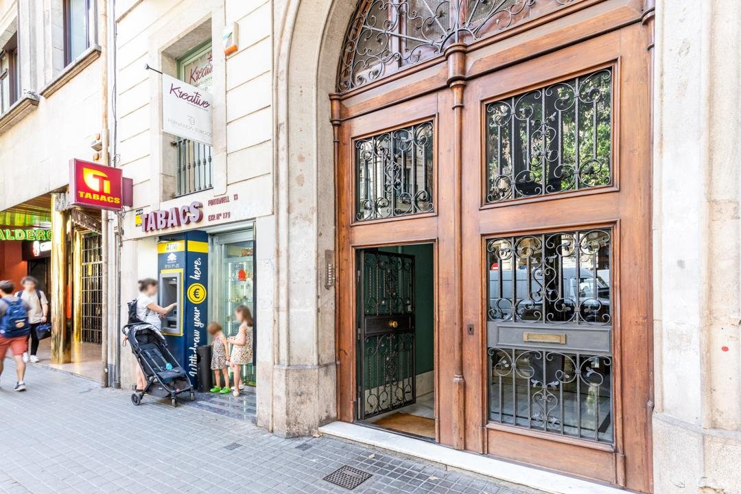 Fernanda Burgos Studio, Dreta de l'Eixample, Barcelona