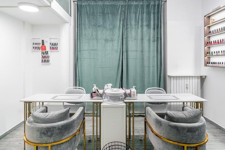 Demi Salon - Onglerie Milano - Photo de galerie - OneBooking