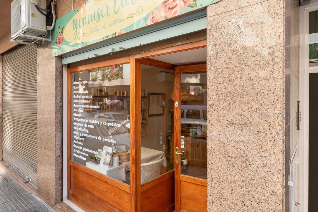 Yenniser Cubas Salón de Belleza y Bienestar, El Camp d'en Serralta, Palma de Mallorca