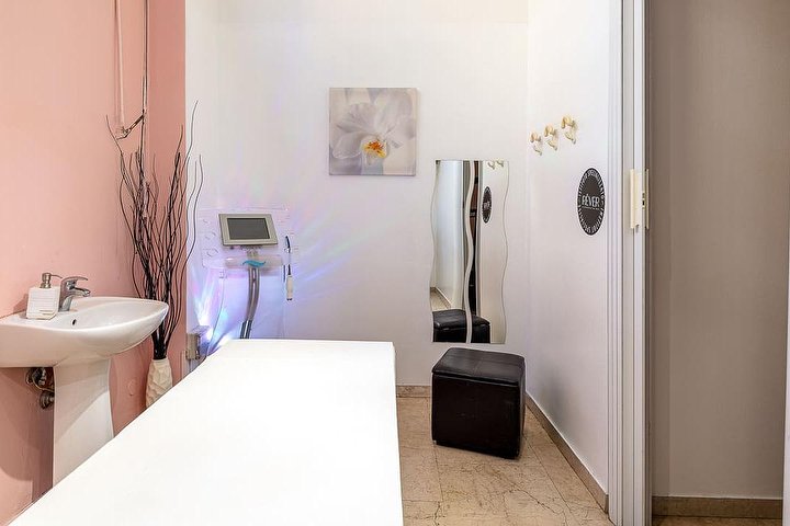 Amnesia - Onglerie Bologna - Photo de galerie - OneBooking