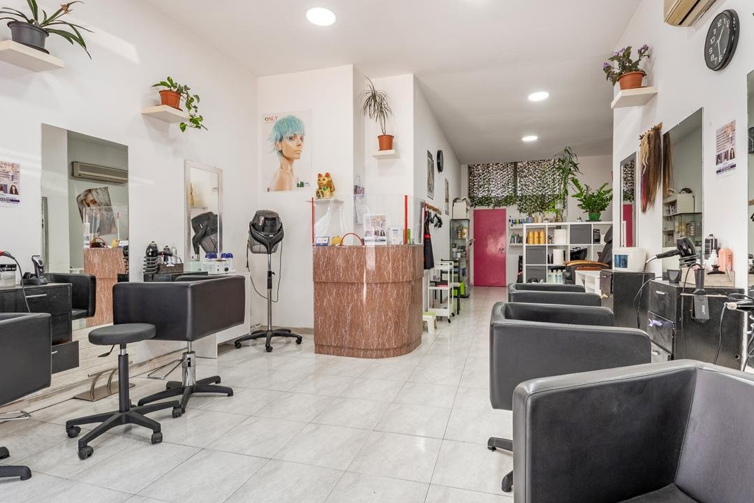 Yiyi Parrucchiere, Sempione - Fiera Milano, Milano