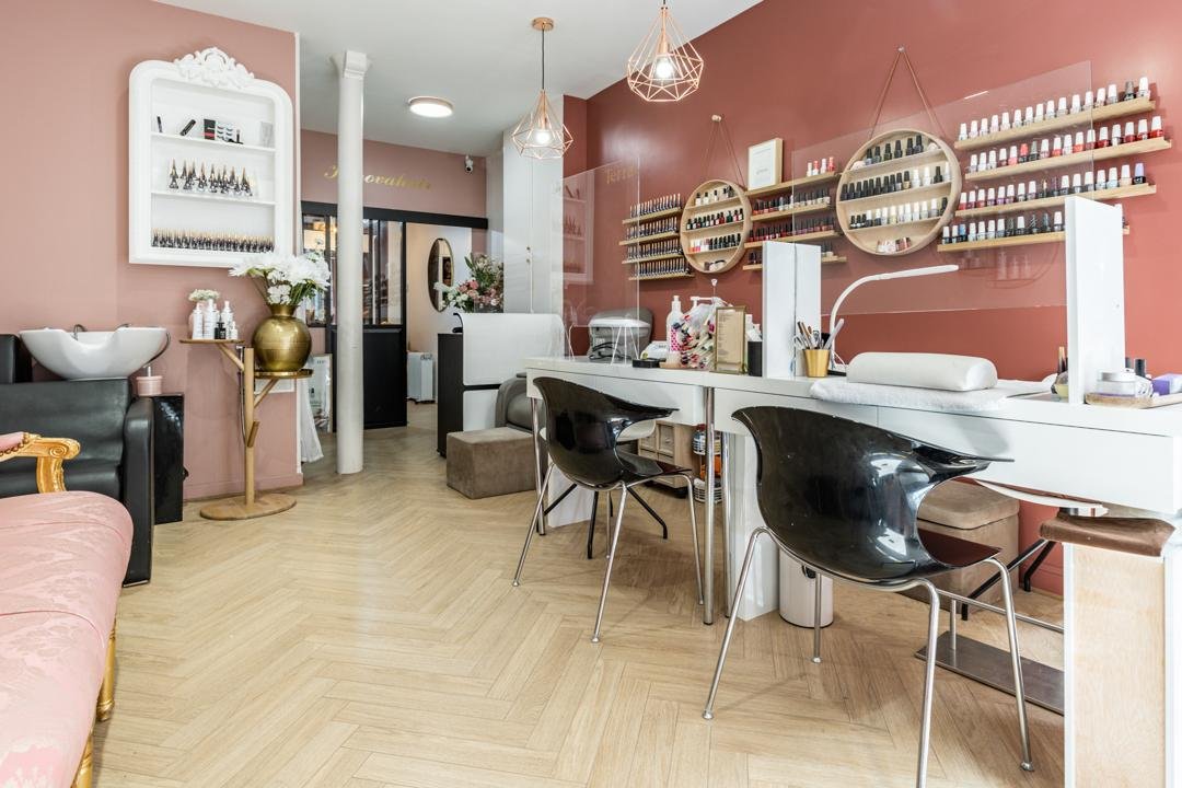 Kinovahair by Terra Nails , Porte Dauphine, Paris