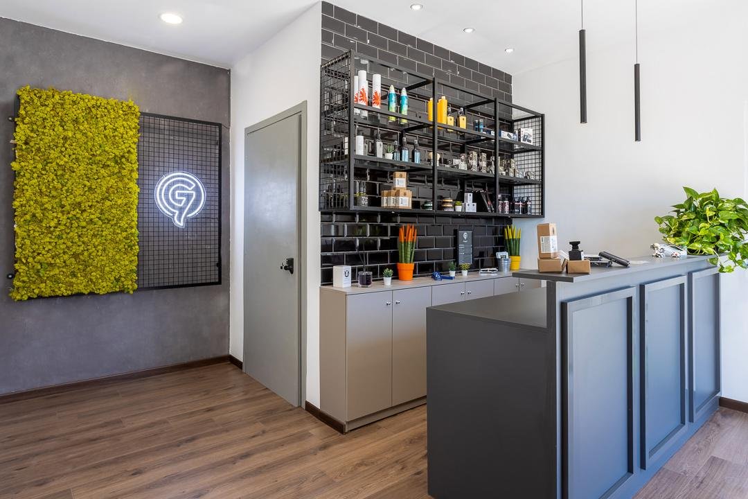 Barberia Garage 7, Lazio