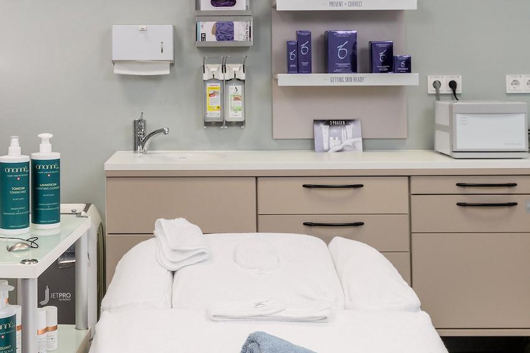 Medical Spa Clinic Bel Etage, Kirchplatz, Düsseldorf