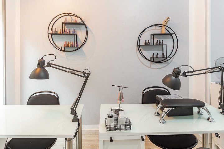 Manicure by Yuny Melgen - Onglerie Oviedo - Photo de galerie - OneBooking