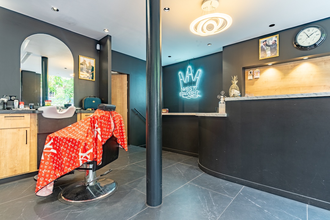 West Barber, Folie-Méricourt, Paris