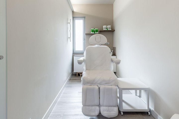 Estelab - Onglerie Piacenza - Photo de galerie - OneBooking