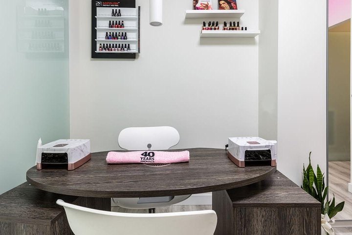 Estelab - Onglerie Piacenza - Photo de galerie - OneBooking