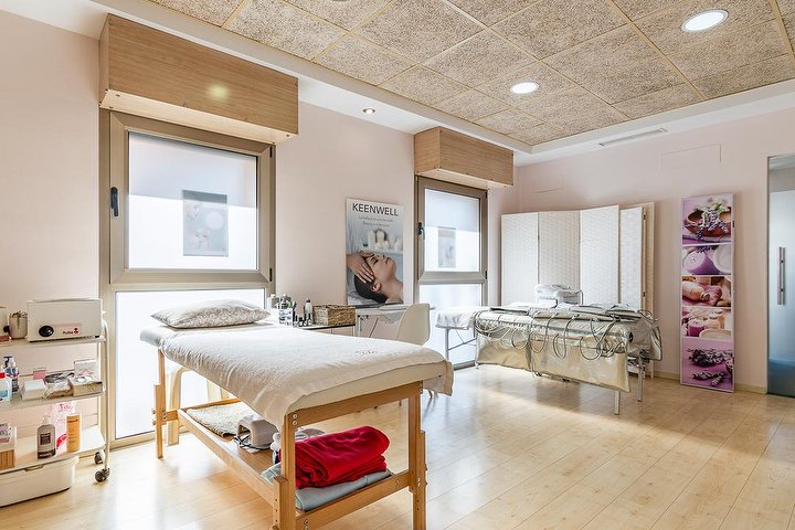 Angelis - Onglerie Palma de Mallorca - Photo de couverture - OneBooking