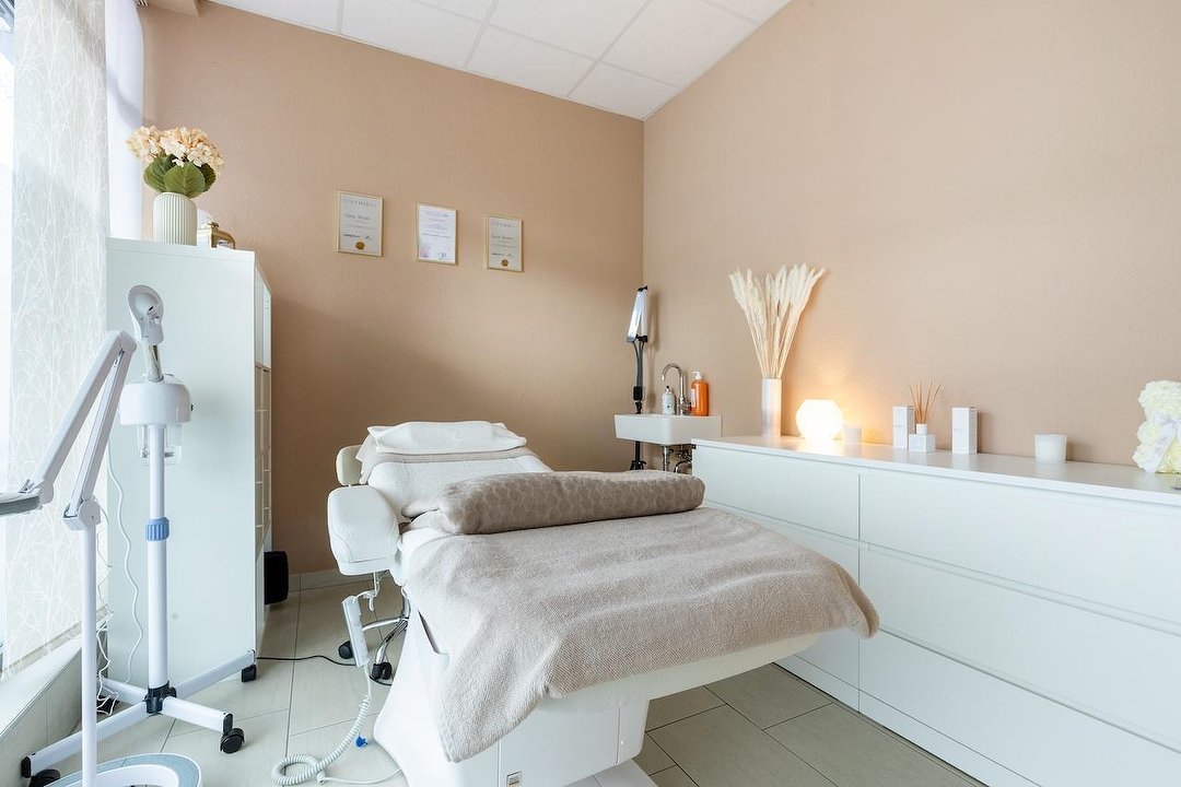 Beauty Touch by Gina, Bottrop