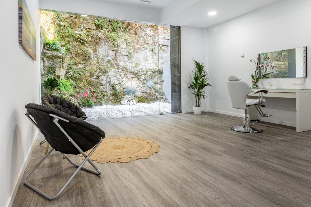 Aura Estética Avanzada, Galicia