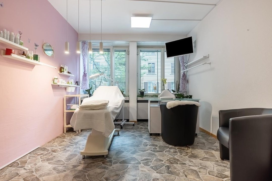 Natur-ela Beauty - Permanent Make-up, Langstrasse, Zürich