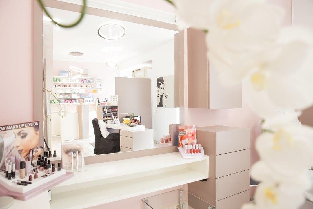 CHI Cosmetics by Chiara Rubinaccio, West, Stuttgart