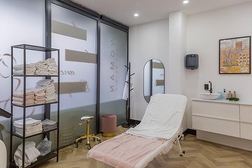 Woman Laser Clinic