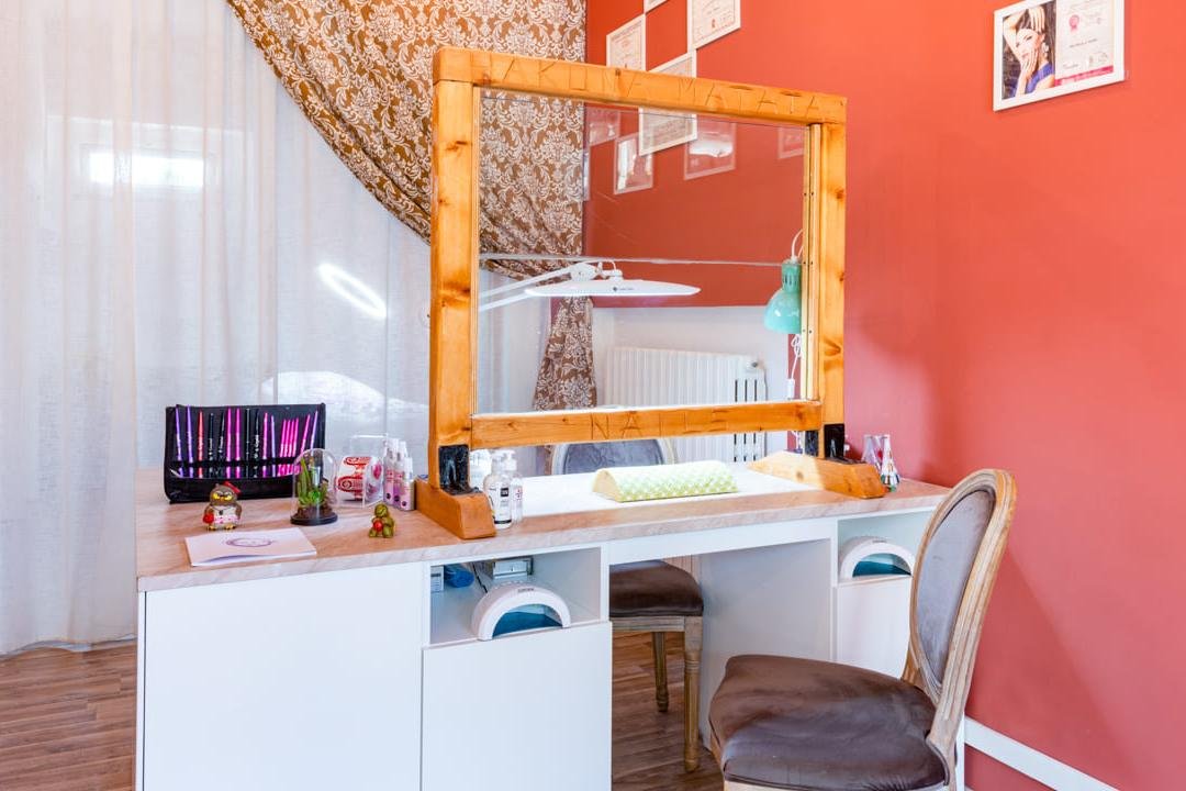 Hakuna Matata Nails, Marche