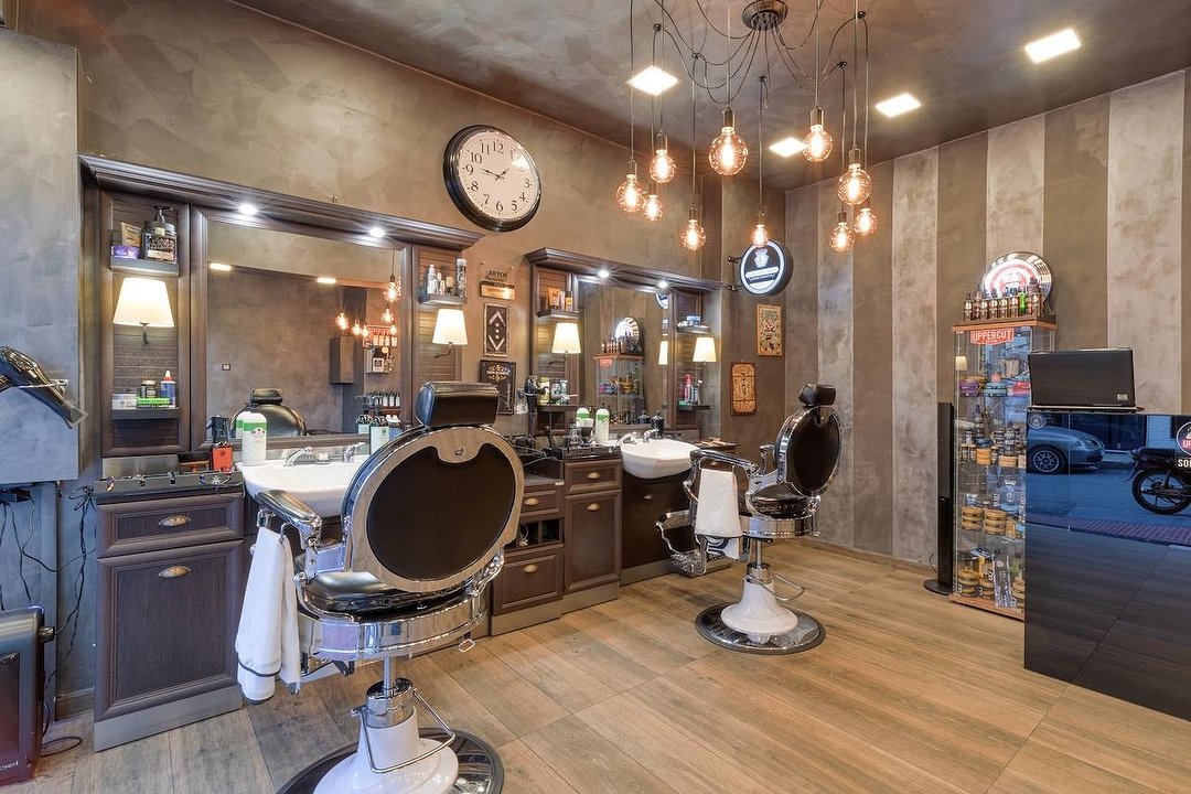 Nios Barber, Αττική