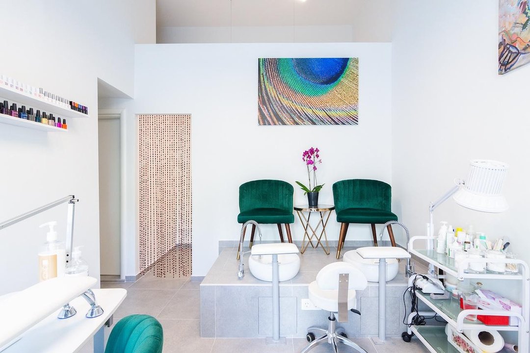 De Luxe Nails by Tatiana, Αττική