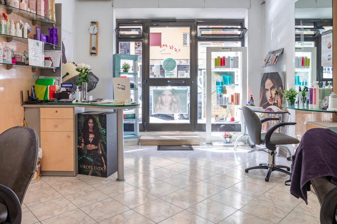 Sotema Parrucchieri, Eroi, Roma