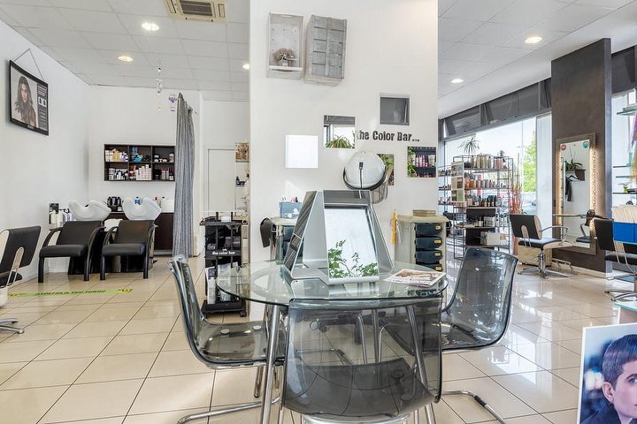 Acconciature Unisex Mary - Coiffure Parma - Photo de galerie - OneBooking