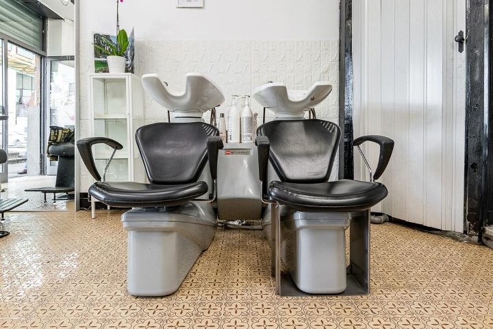La magia delle forbici - Coiffure Genova - Photo de galerie - OneBooking