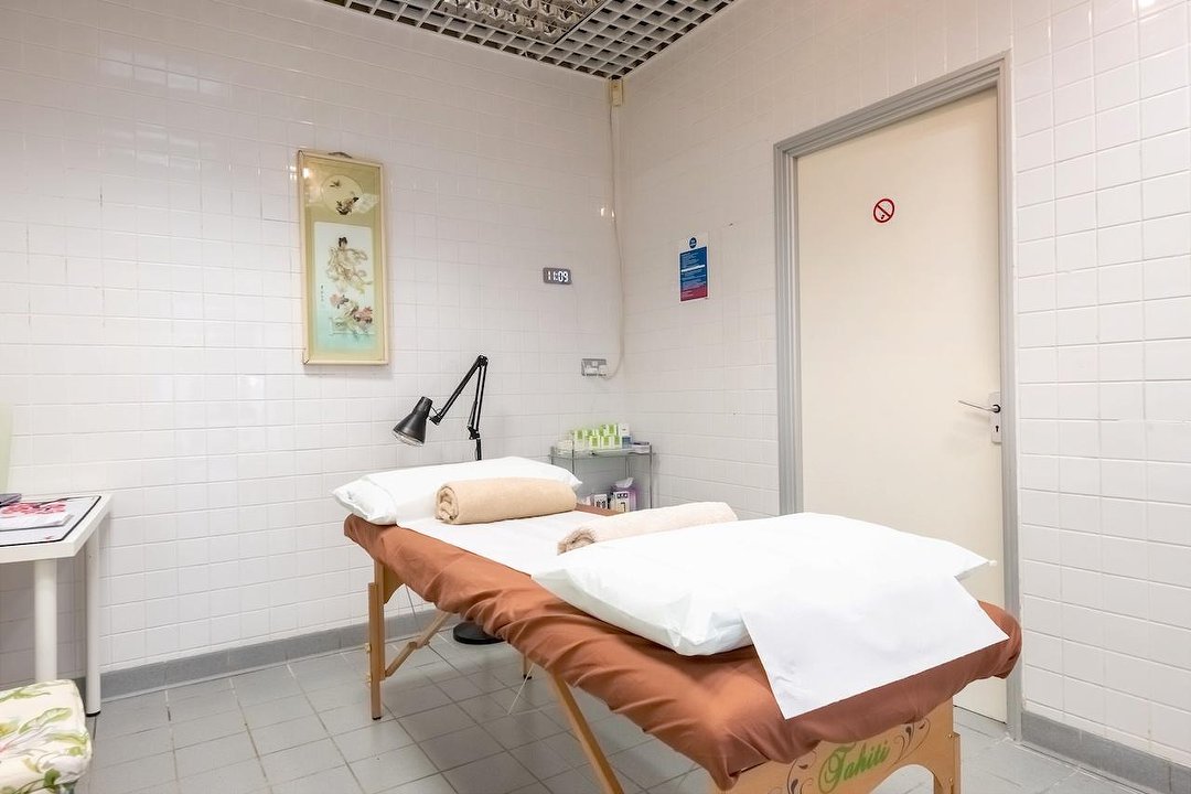 Acu Family Healthcare, West Sutton, London