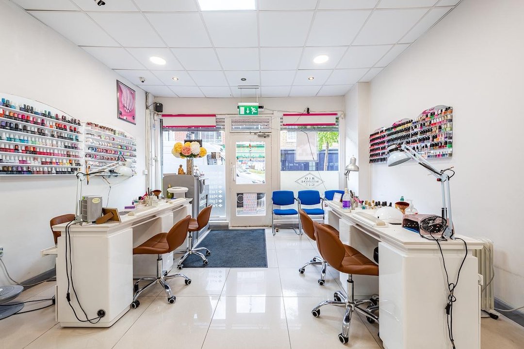 Chapel Spa Nails & Beauty, Angel, London