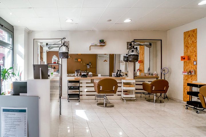 Il Salone 23