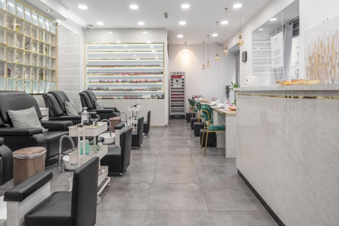 FS Nail Viale Tunisia Salone di bellezza a Buenos Aires, Milano