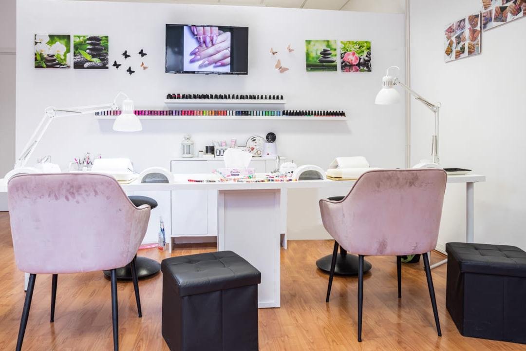 AG Beauty Center - Viale Dell'Esercito, Cecchignola, Roma
