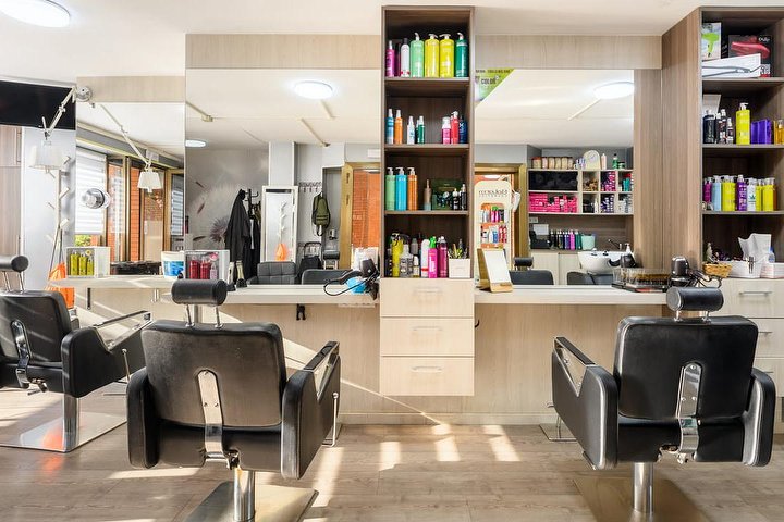 Ananda Peluquería de Autor - Coiffure Sabadell - Photo de galerie - OneBooking